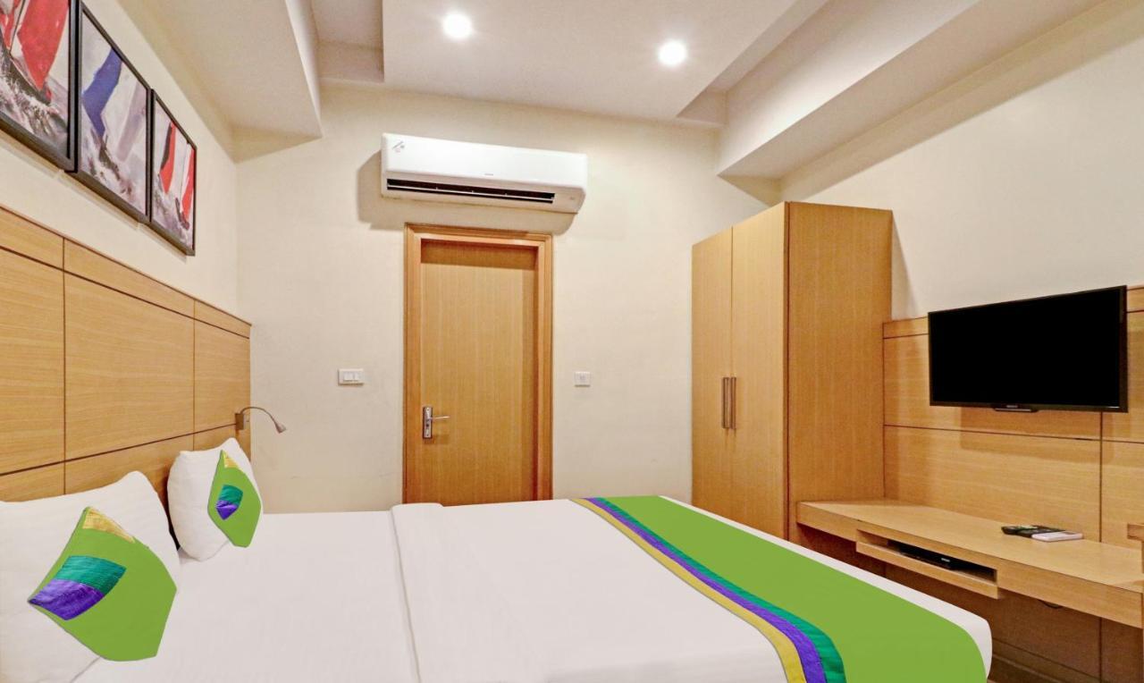 Treebo Galaxy Rooms New Delhi Luaran gambar