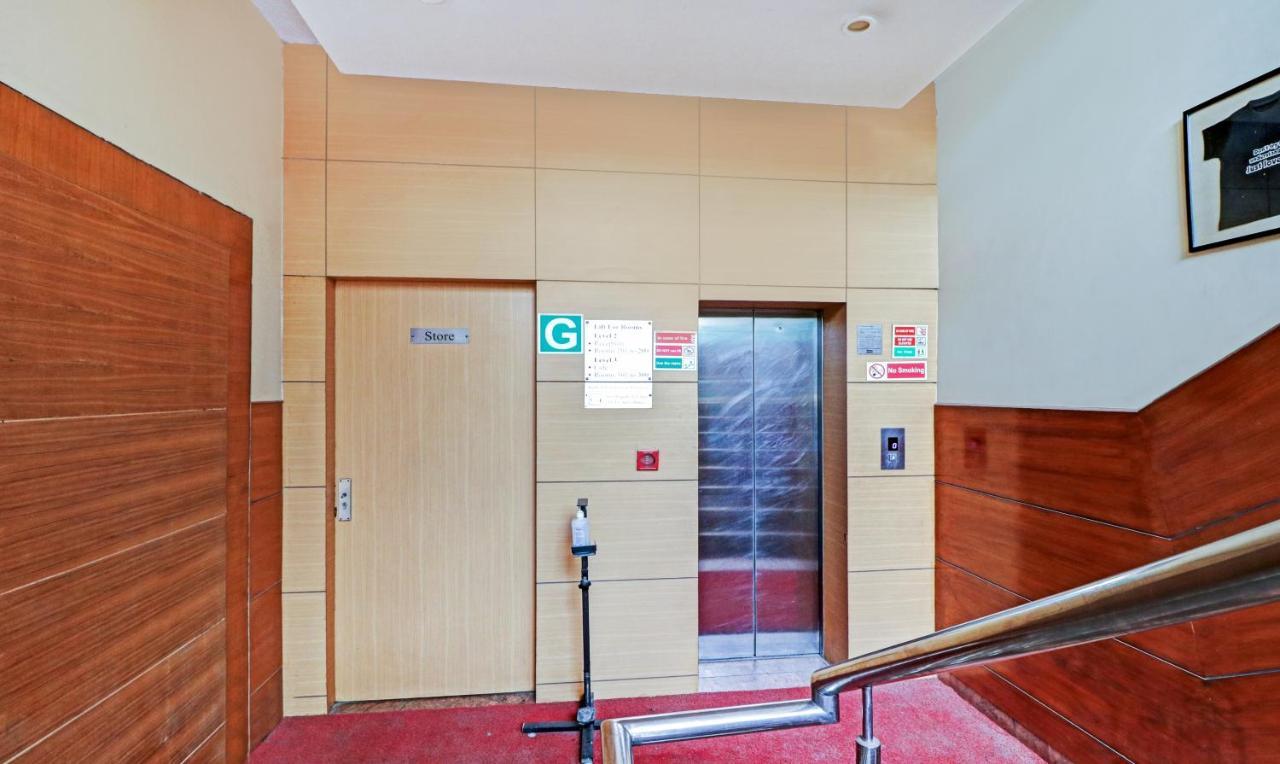 Treebo Galaxy Rooms New Delhi Luaran gambar