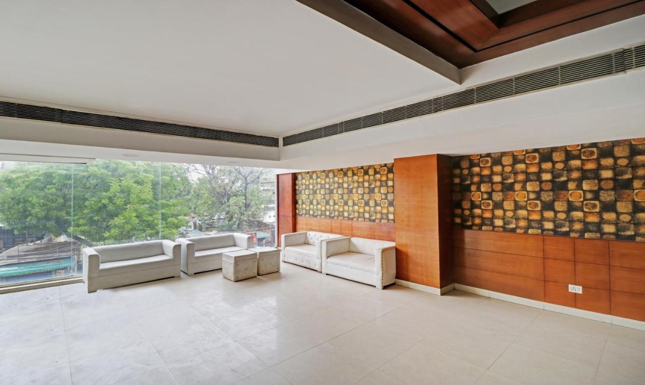 Treebo Galaxy Rooms New Delhi Luaran gambar